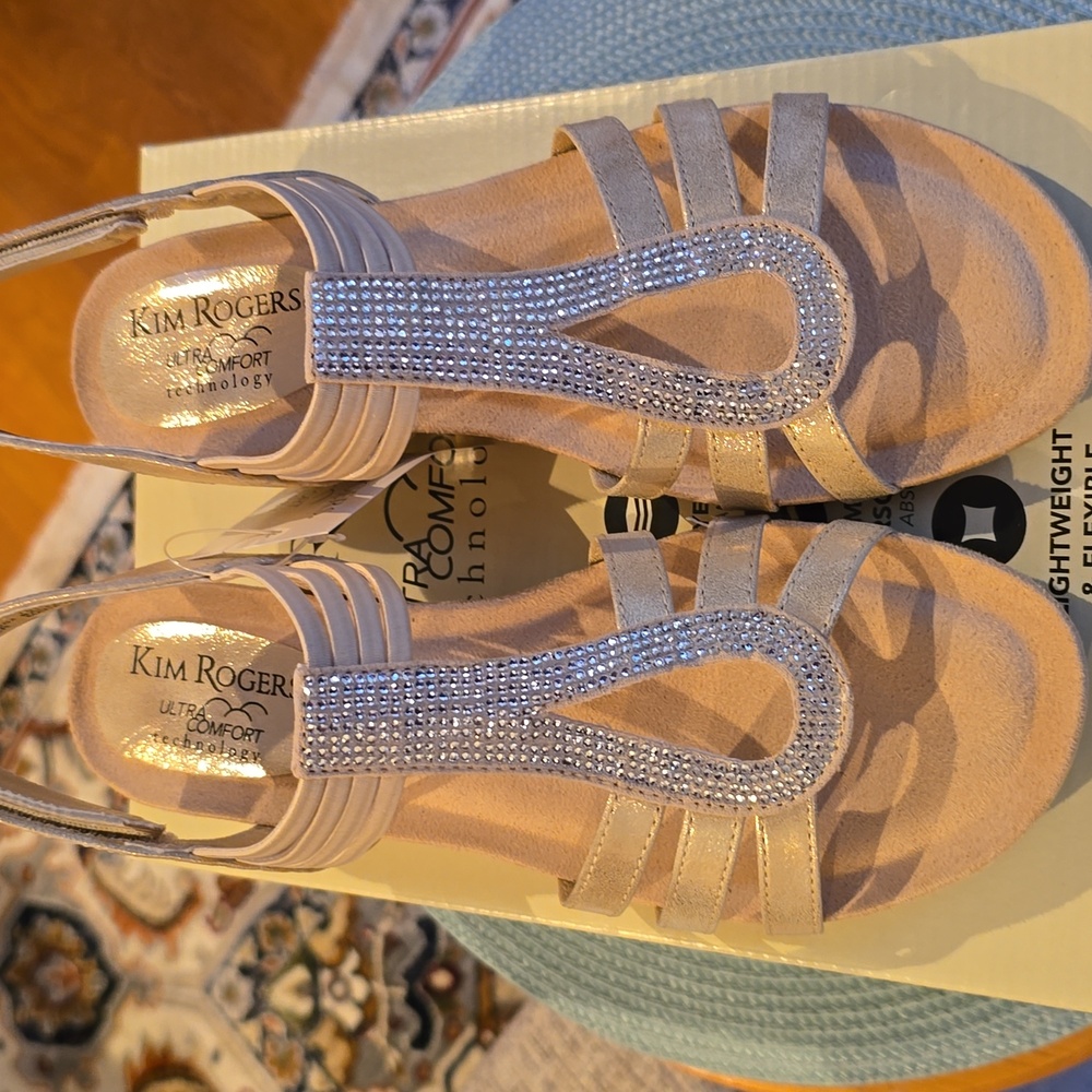 KIM ROGERS BRAND WOMEN'S CHAMPAGNE ULTRA COMFORT SANDALS SIZE 7